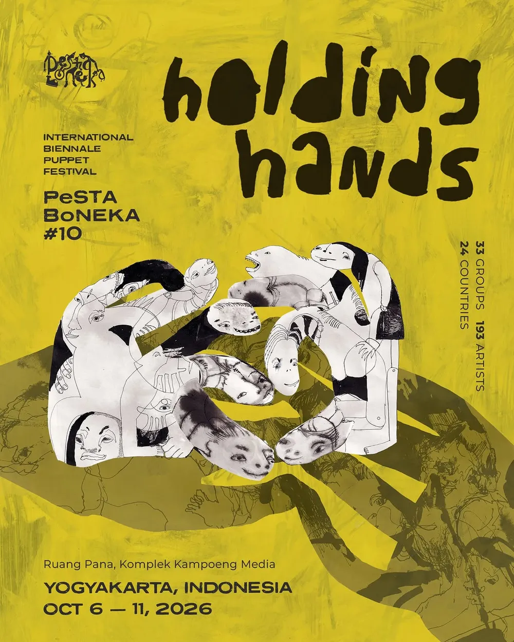 pesta boneka 10-holding hands